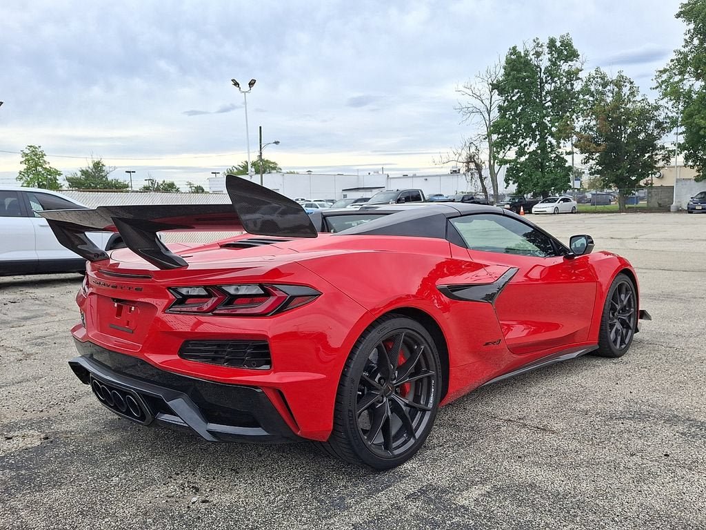 Used 2026 Chevrolet Corvette ZR1 w/ ZR1 Carbon Fiber Aero Package RWD image 7