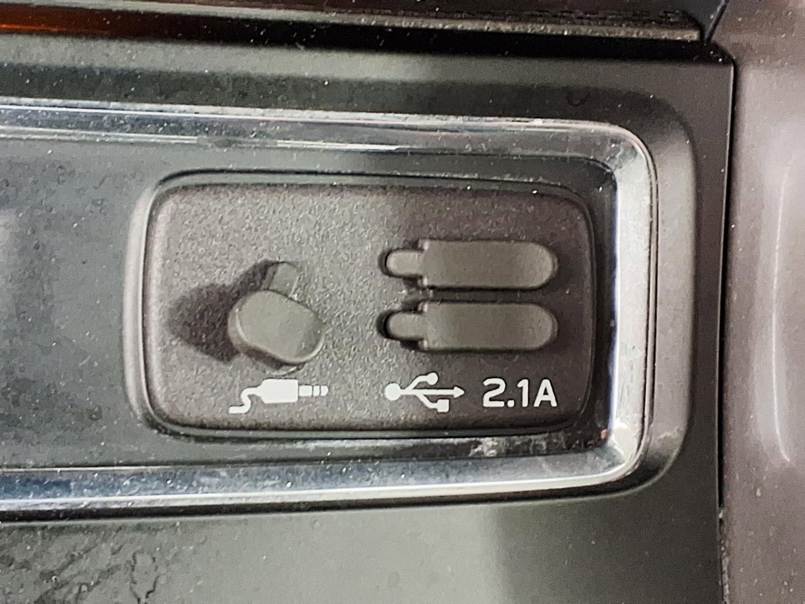 Used 2019 Subaru Ascent Premium AWD/4WD image 23