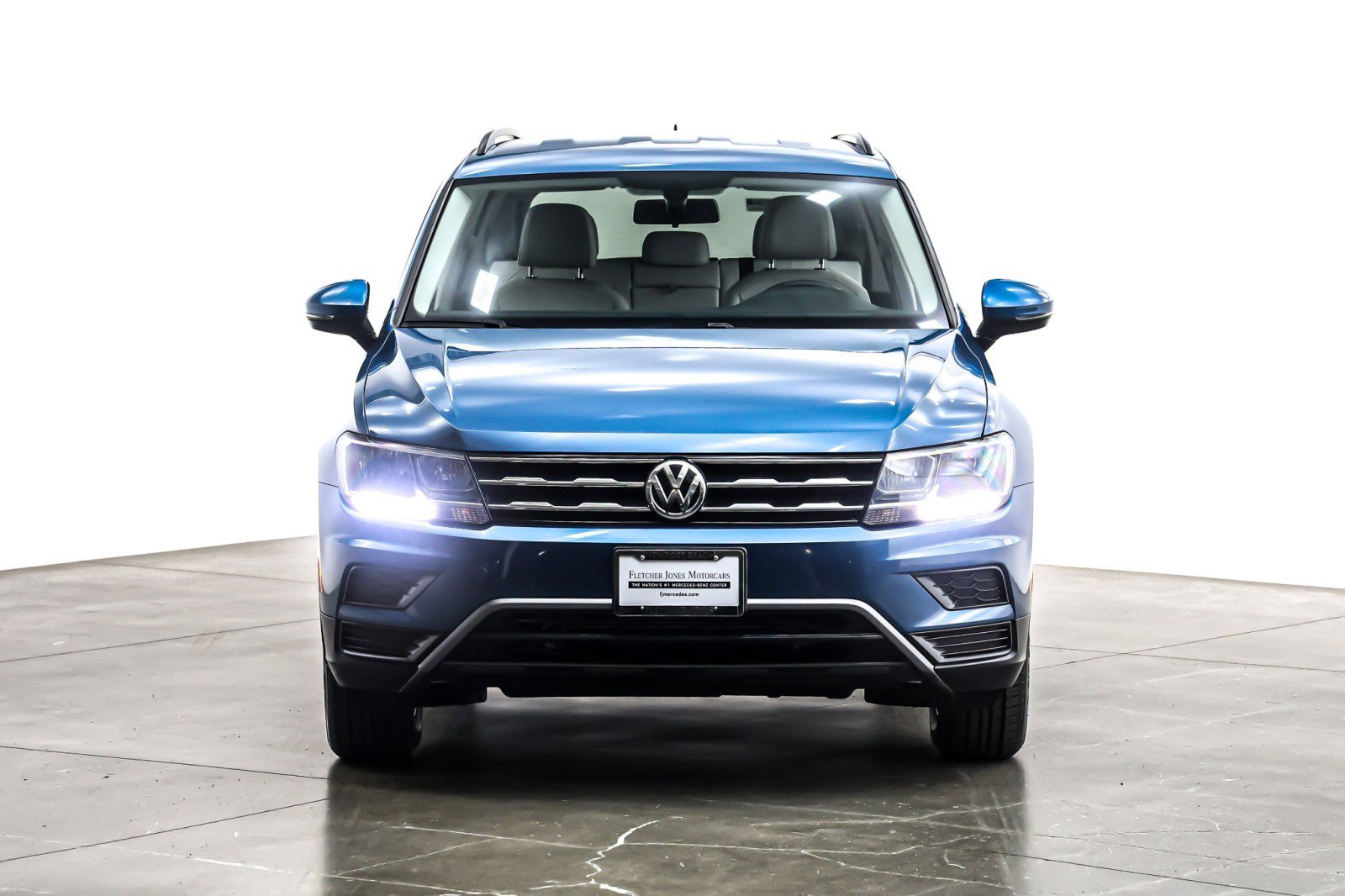Used 2020 Volkswagen Tiguan SE image 3