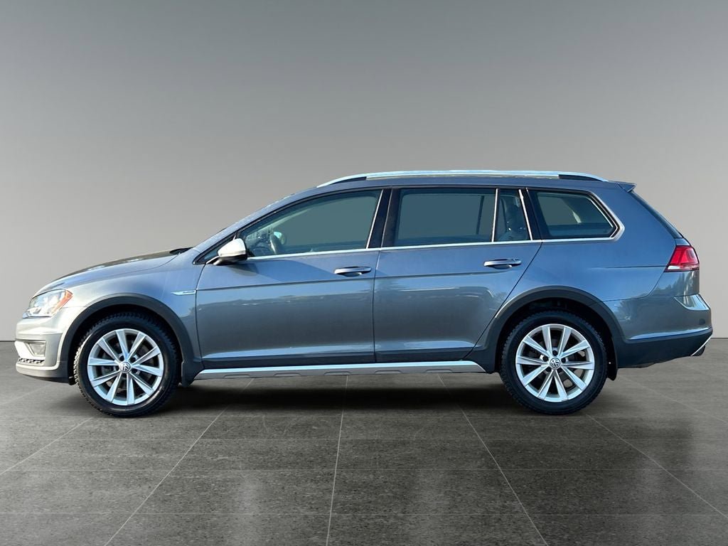 Used 2017 Volkswagen Golf Alltrack SE AWD/4WD image 5