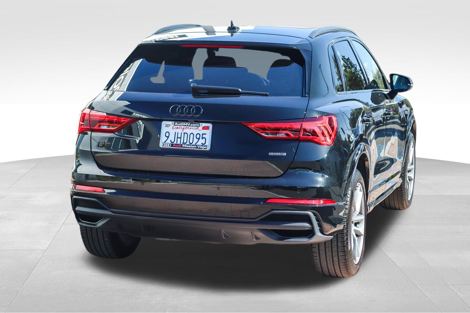 Certified 2023 Audi Q3 2.0T Premium w/ Black Optic Sport Package AWD/4WD image 8