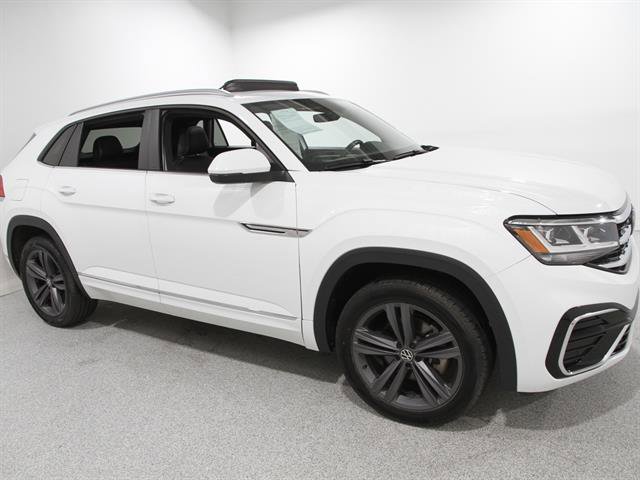 Certified 2021 Volkswagen Atlas Cross Sport SE w/ Panoramic Sunroof Package