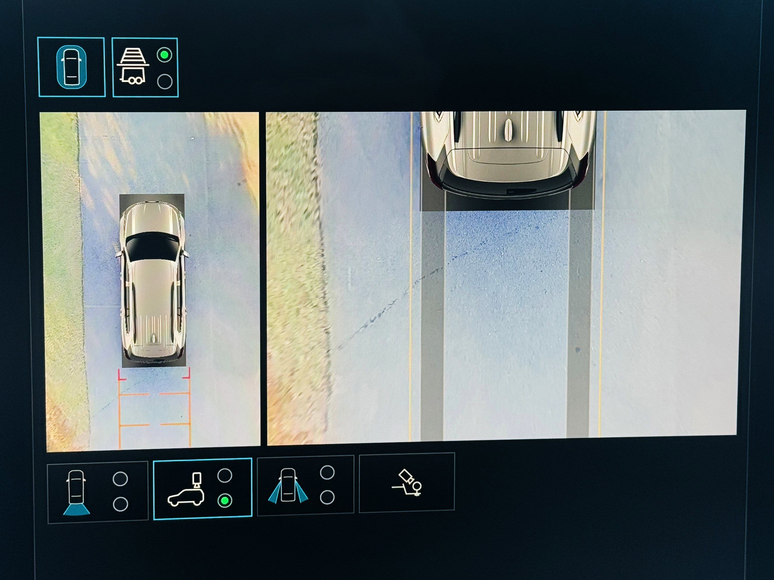 New 2026 GMC Acadia Elevation image 32