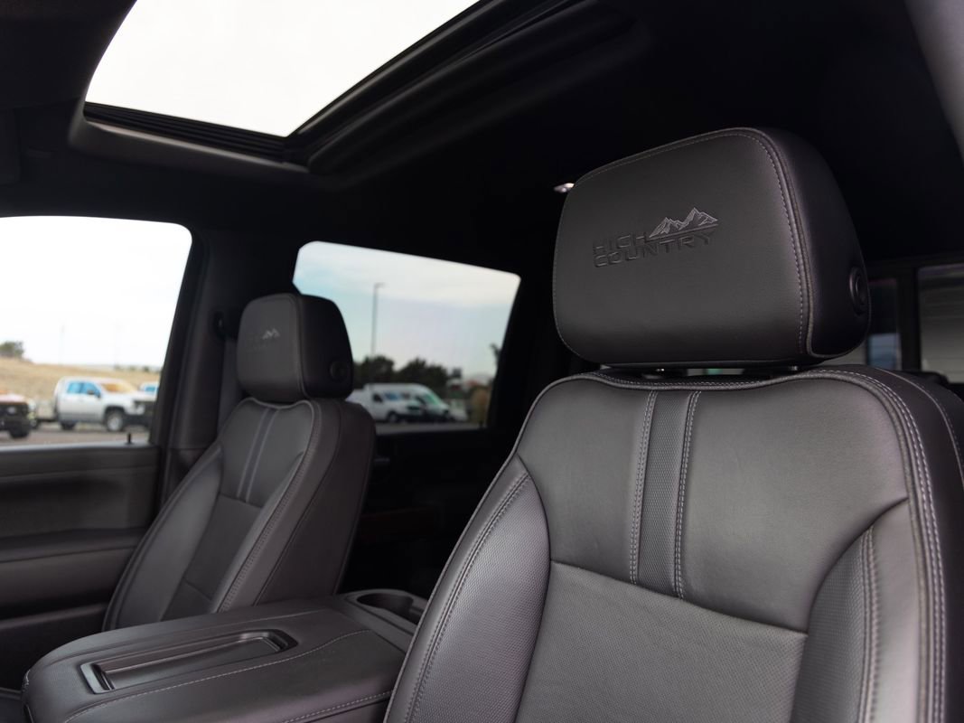 Used 2022 Chevrolet Silverado 3500 High Country w/ Z71 Off-Road Package image 21