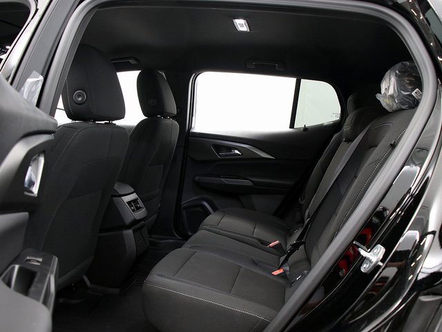 New 2026 Chevrolet Equinox EV LT w/ Comfort Package image 13