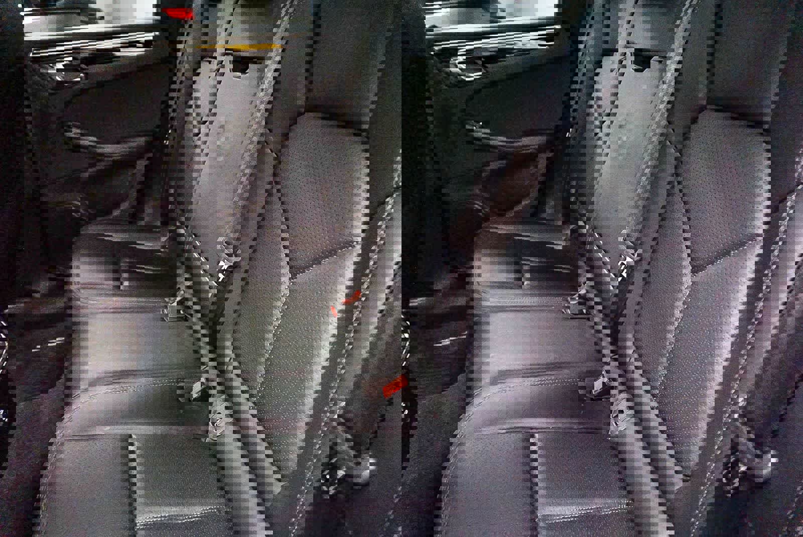 Used 2023 Porsche Macan S image 19