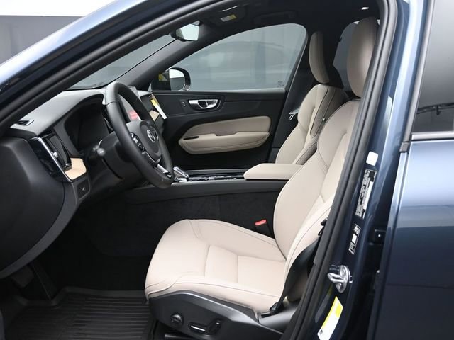 New 2026 Volvo XC60 B5 Plus w/ Protection Package Premier AWD/4WD image 16