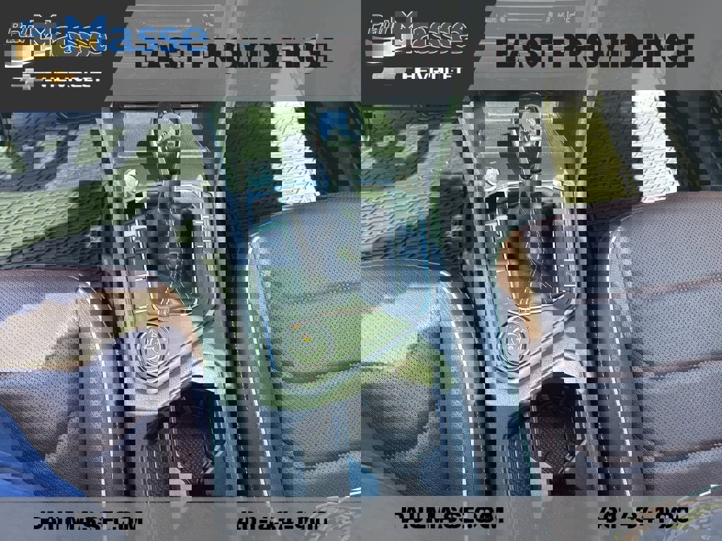 Used 2024 Volkswagen Tiguan SEL R-Line AWD/4WD image 15