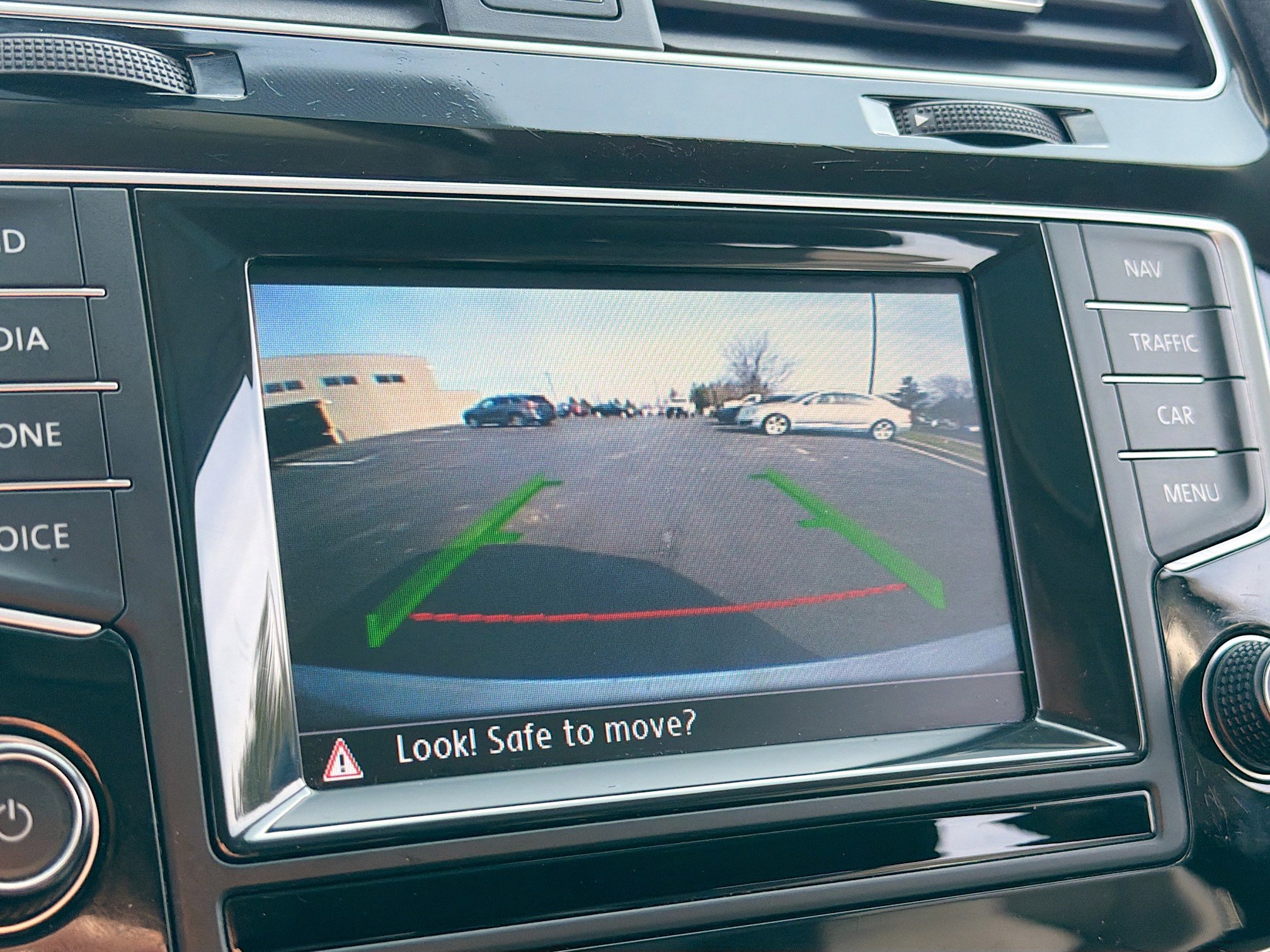 Used 2015 Volkswagen Golf TDI SEL image 18