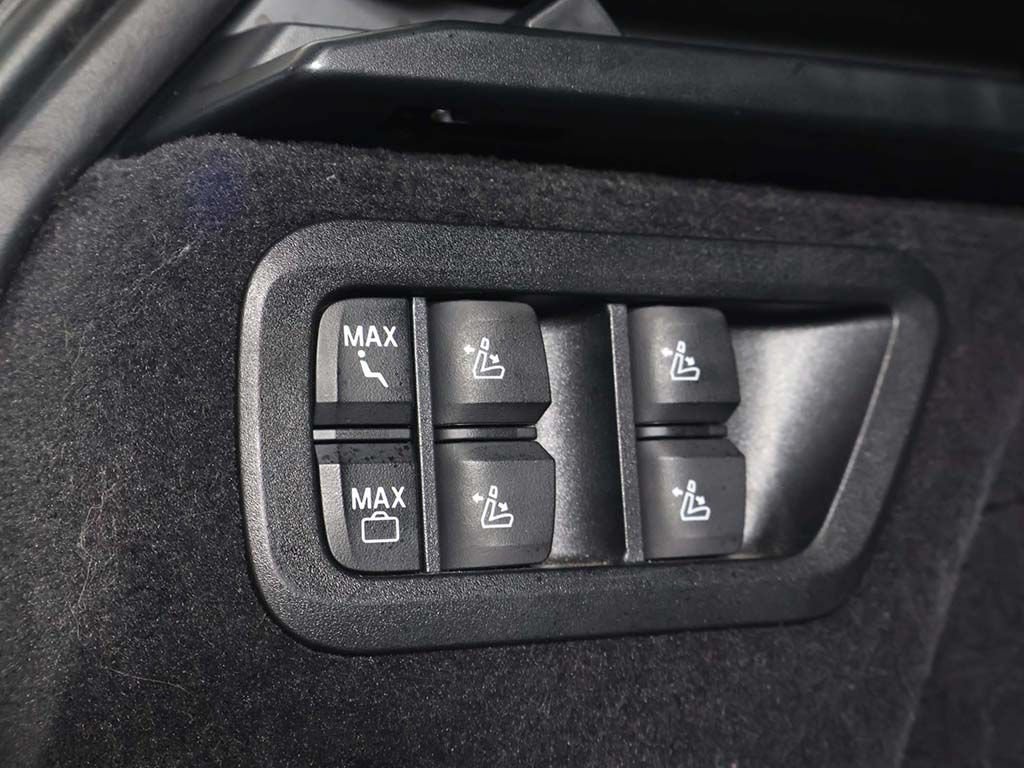 Used 2024 BMW ALPINA XB7 AWD/4WD image 51