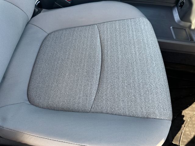 Used 2023 Toyota Sienna LE FWD image 35