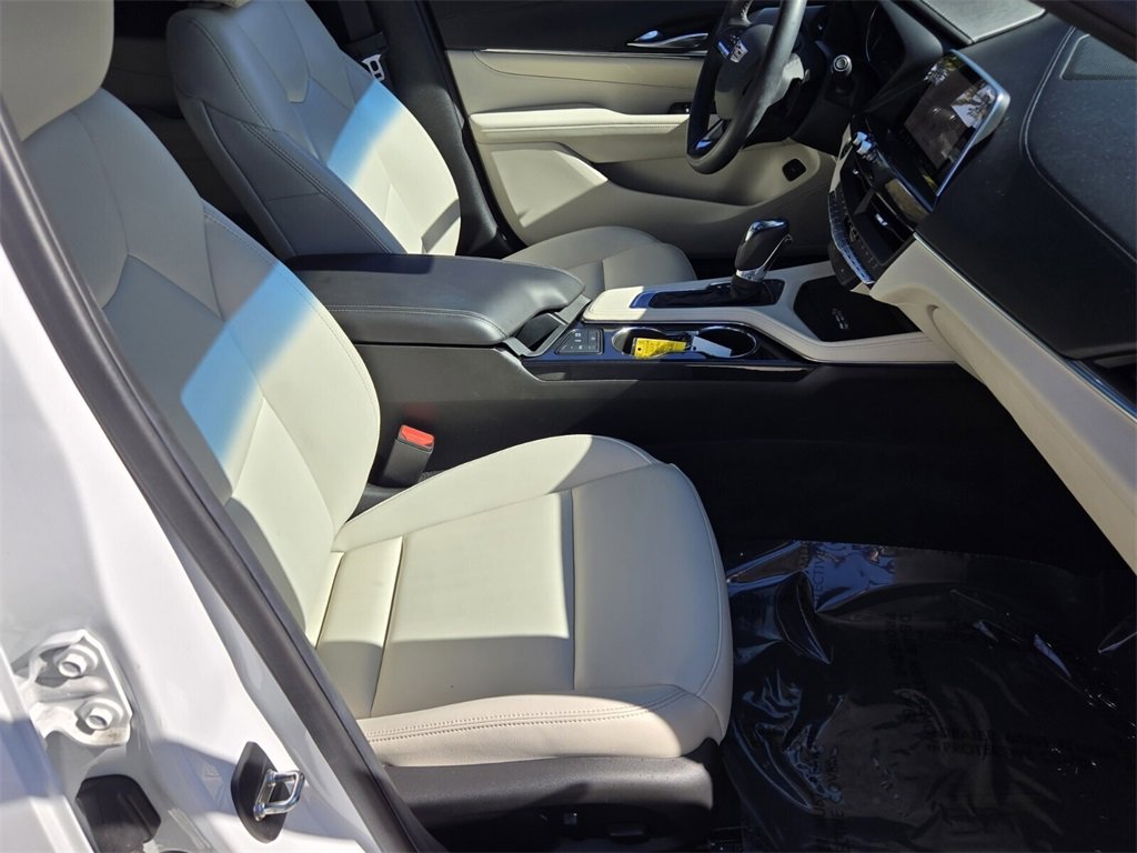 Used 2024 Cadillac CT4 Luxury w/ Sun And Sound Package image 18