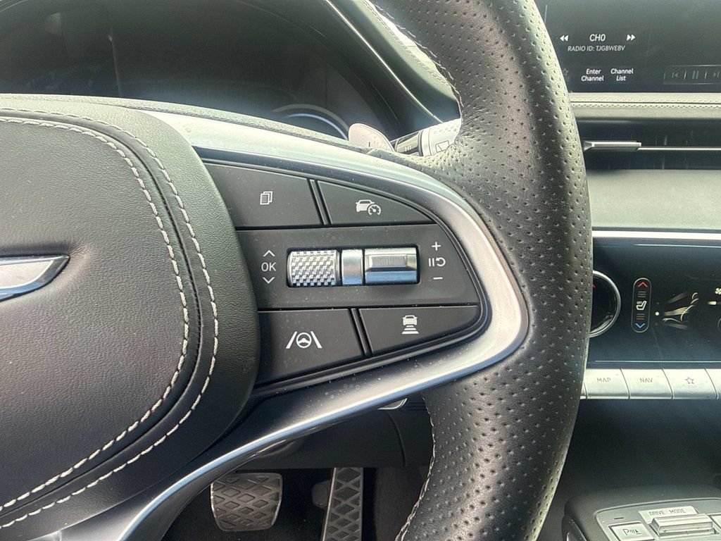Used 2025 Genesis GV70 3.5T Sport w/ Sport Advanced Package AWD/4WD image 27