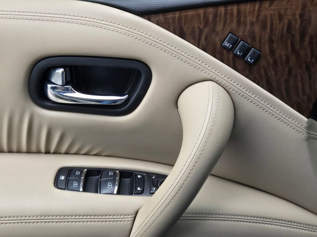 Used 2019 Nissan Armada SL w/ Premium Package image 32