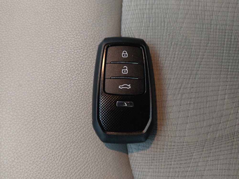 Used 2016 Hyundai Sonata Sport w/ Option Group 02 FWD image 32