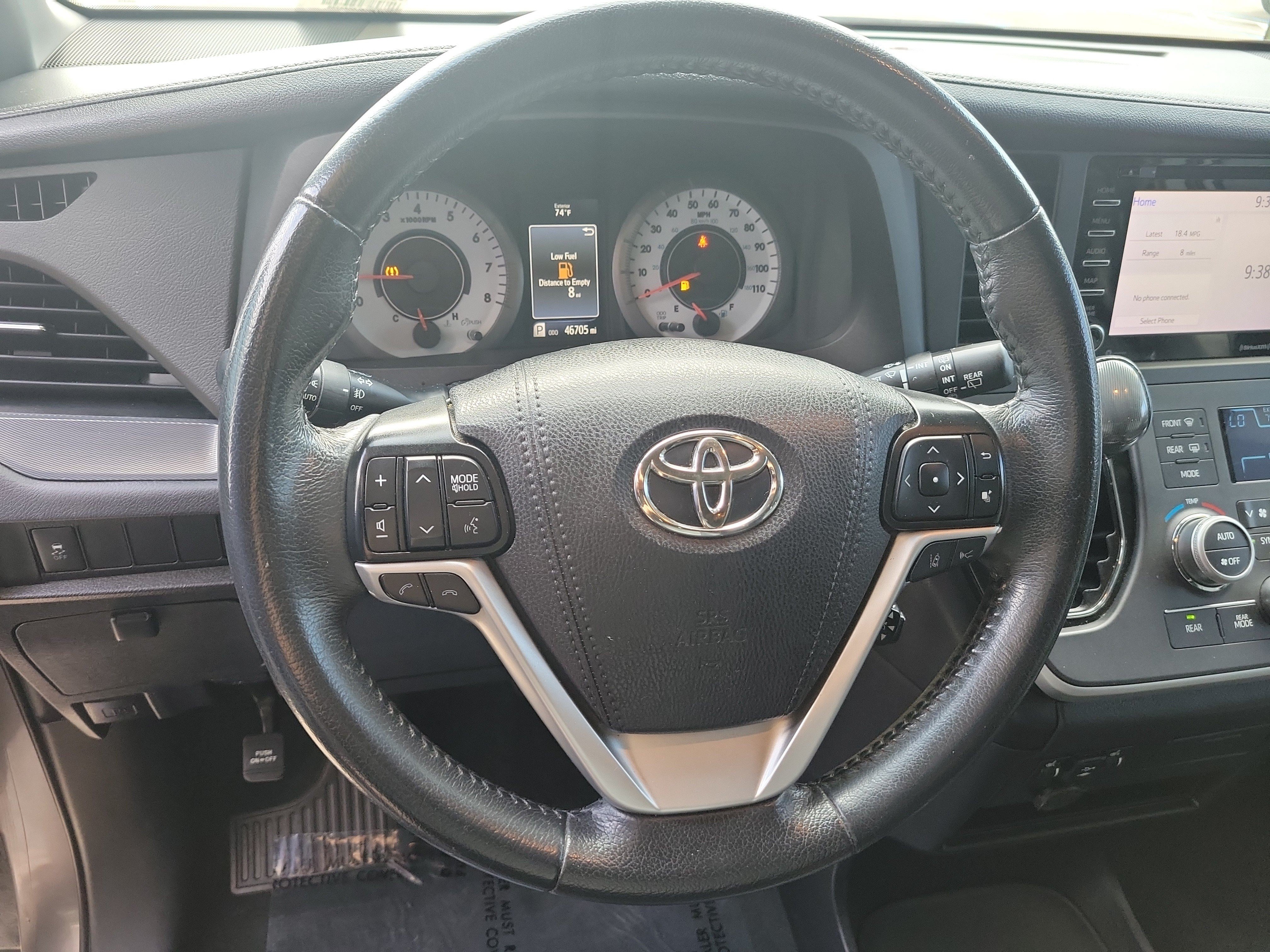Used 2020 Toyota Sienna SE FWD image 27
