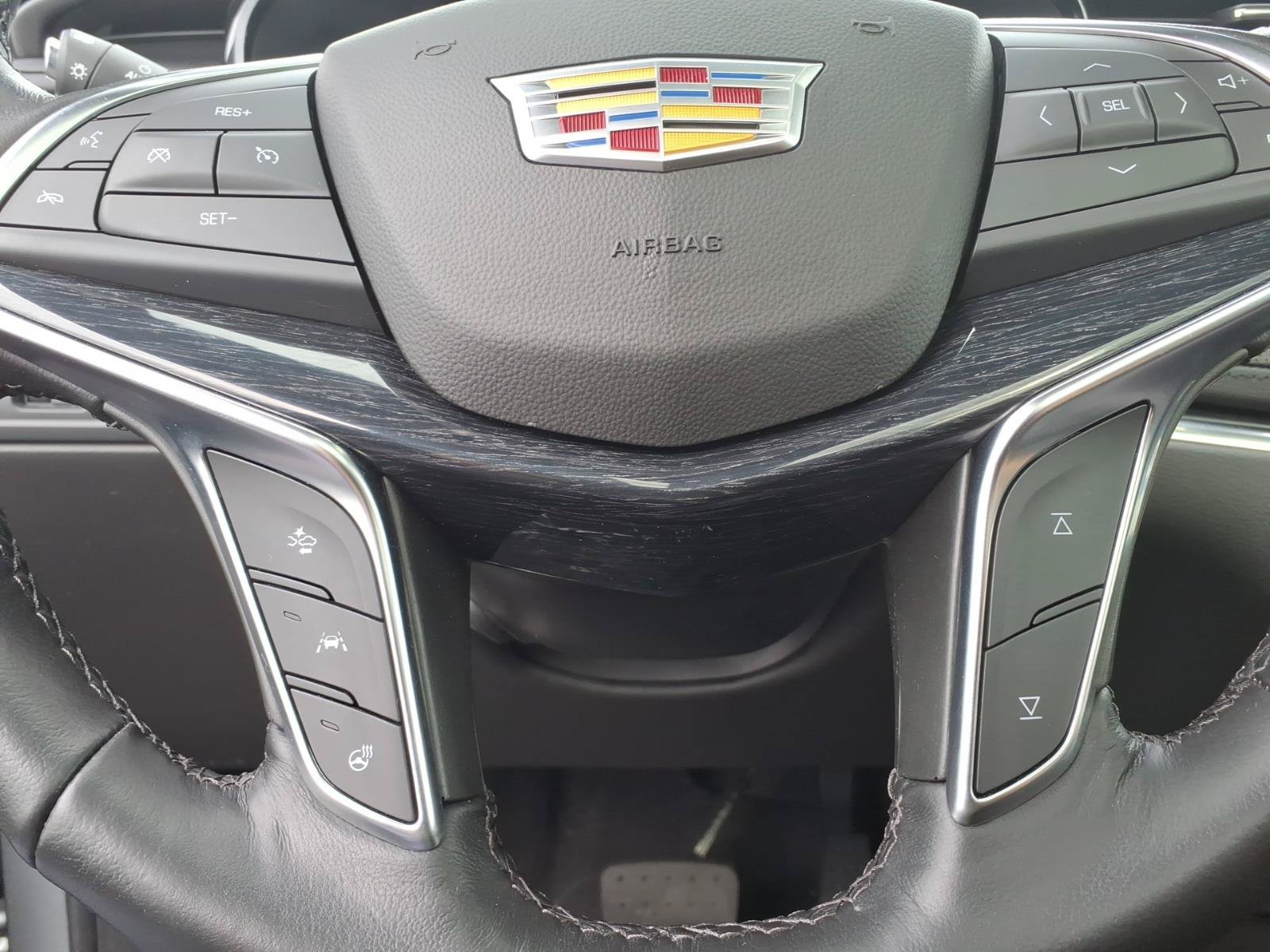 Used 2023 Cadillac XT5 Premium Luxury AWD/4WD image 25