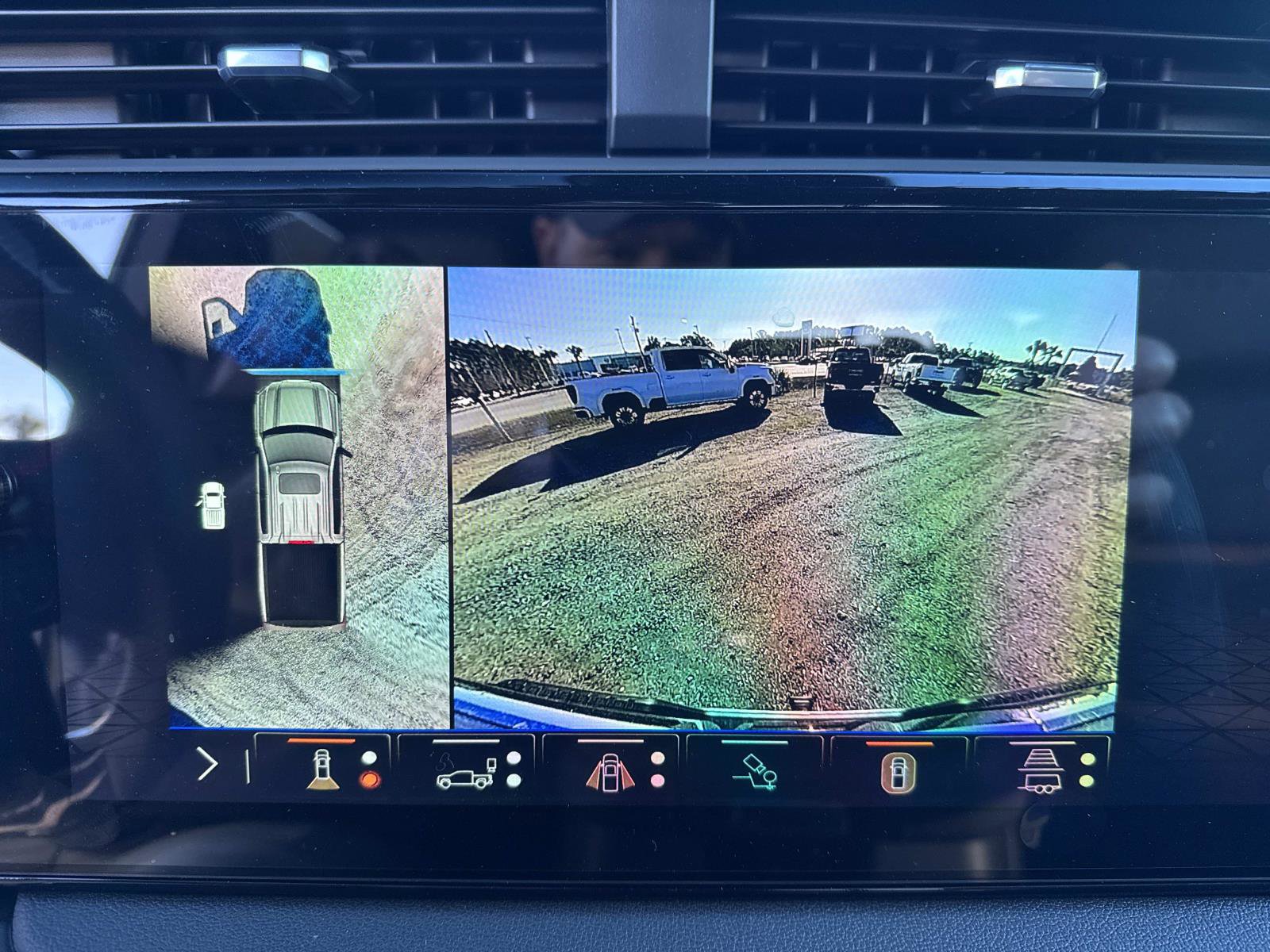 New 2026 GMC Sierra 1500 AT4 w/ Technology Package image 31