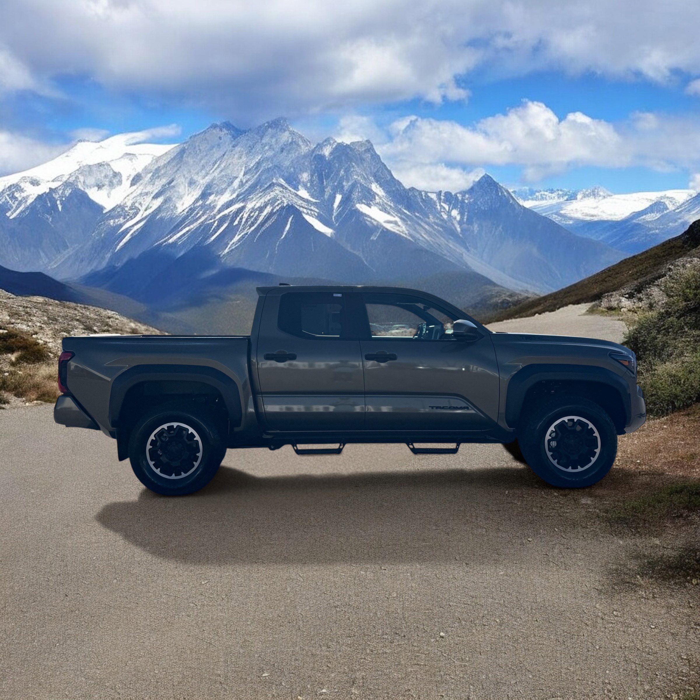 Certified 2024 Toyota Tacoma TRD Off-Road w/ TRD Off Road Upgrade Package AWD/4WD image 6