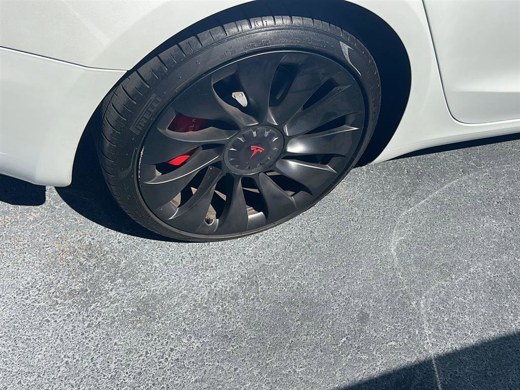 Used 2023 Tesla Model 3 Performance image 7