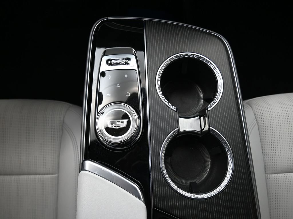 Used 2024 Cadillac Lyriq Sport image 28