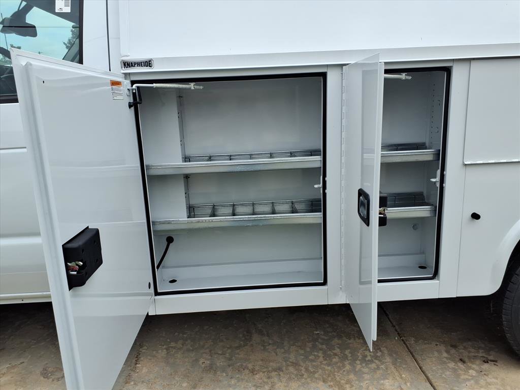 New 2026 Ford E-350 and Econoline 350 Super Duty w/ Power Equipment Group image 4