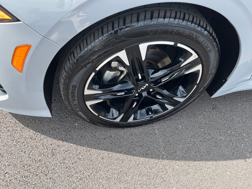 Used 2022 Kia K5 GT-Line w/ GT-Line Awd Premium Package image 9