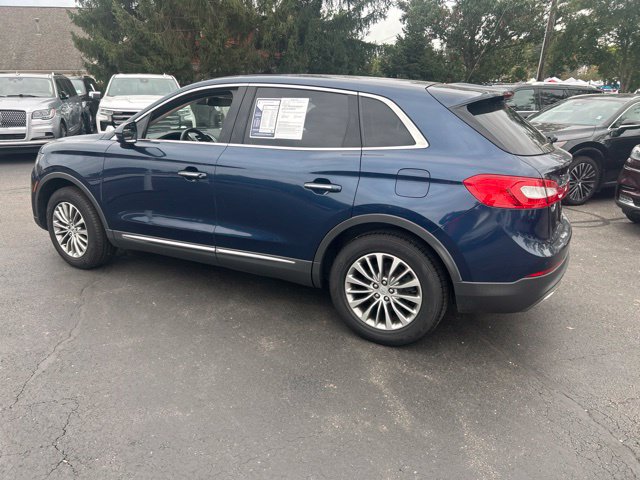 Used 2017 Lincoln MKX Select w/ Select Plus Package FWD image 9