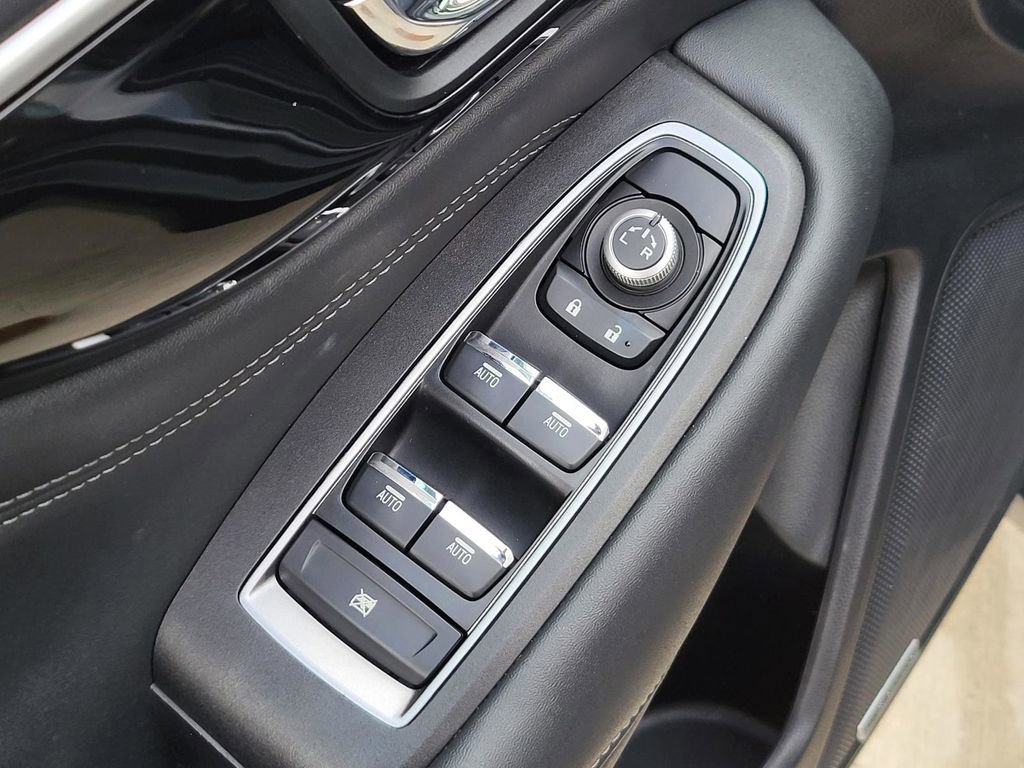 Used 2021 Subaru Outback Limited image 19