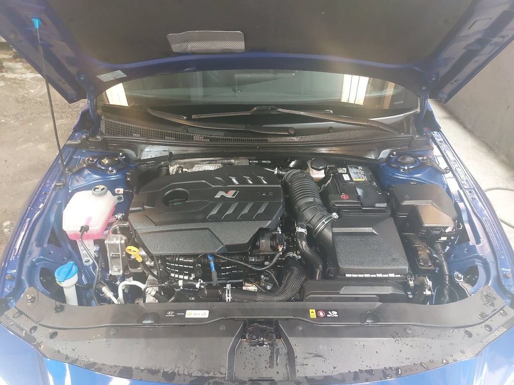 Certified 2025 Hyundai Elantra N FWD image 30