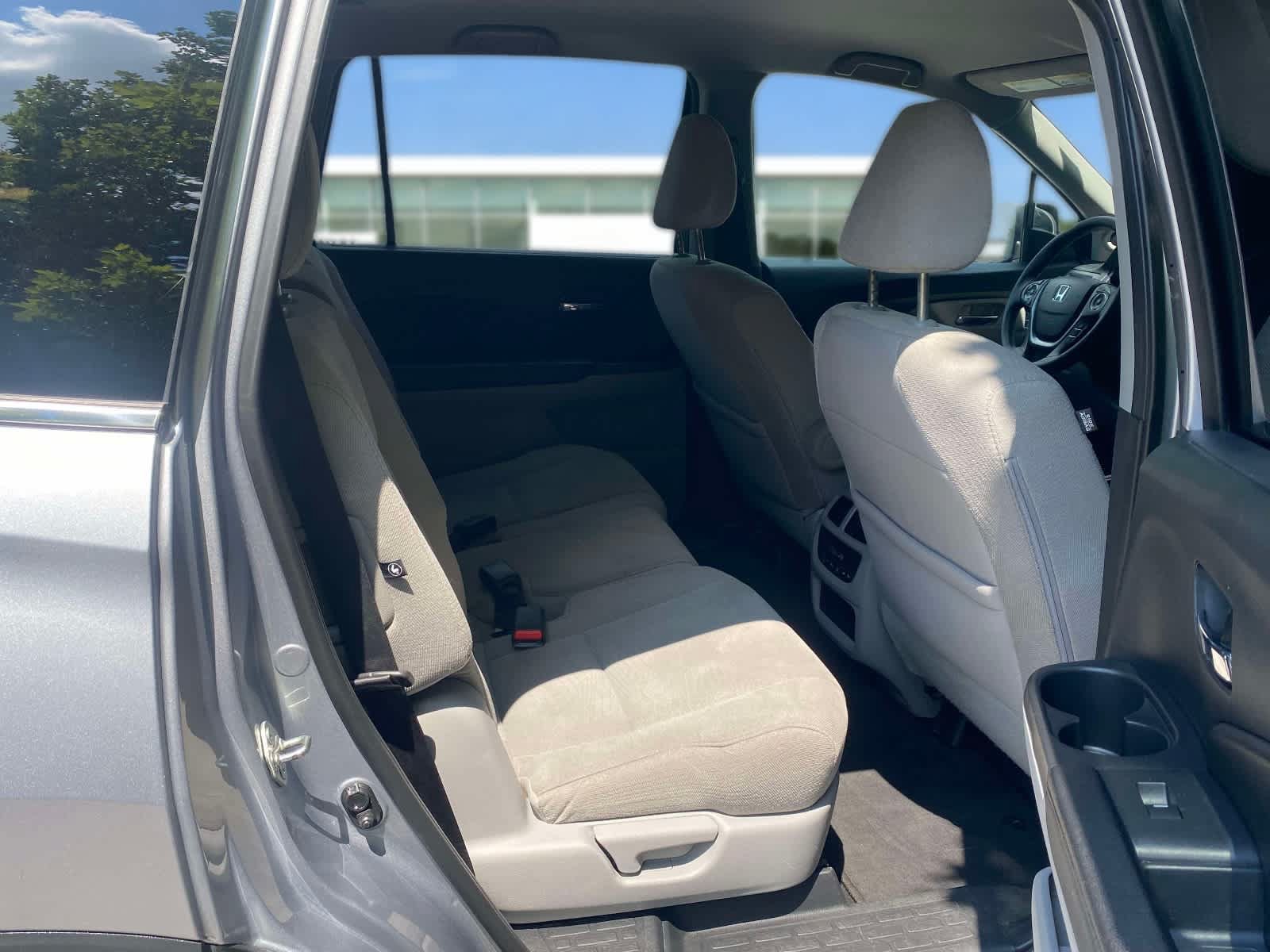 Used 2017 Honda Pilot EX image 31