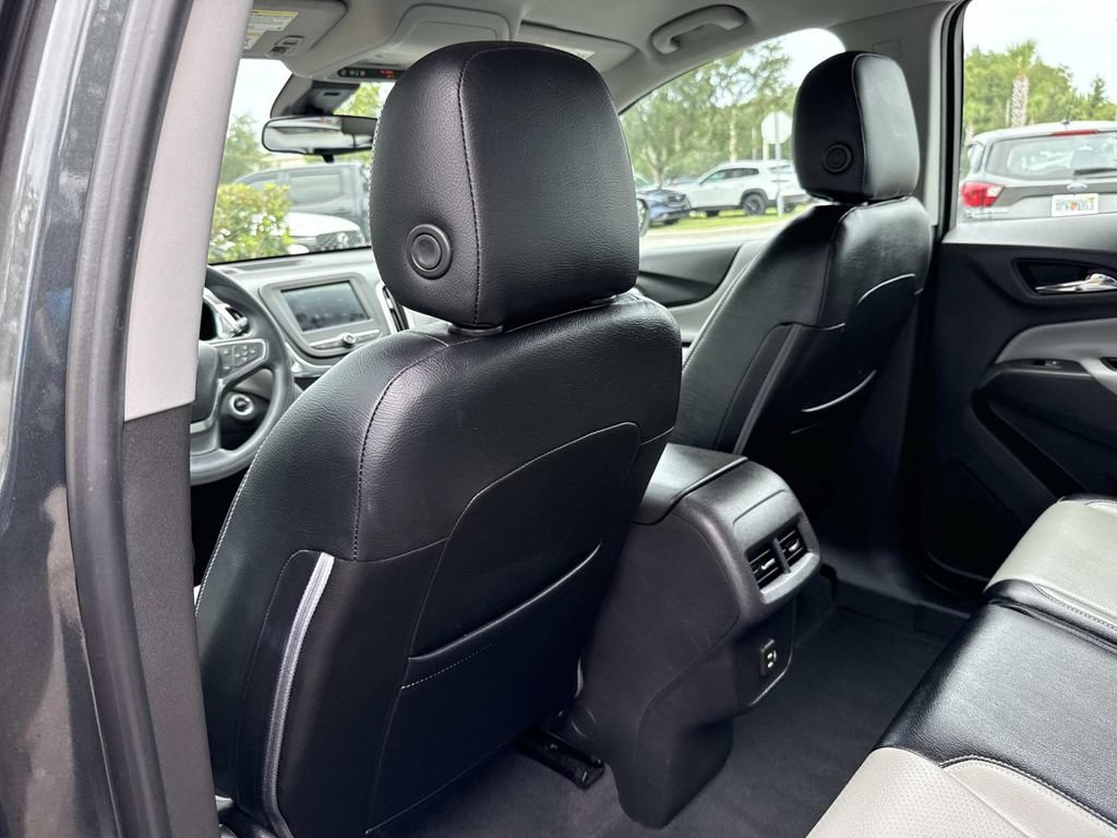 Used 2020 Chevrolet Equinox LS FWD image 13
