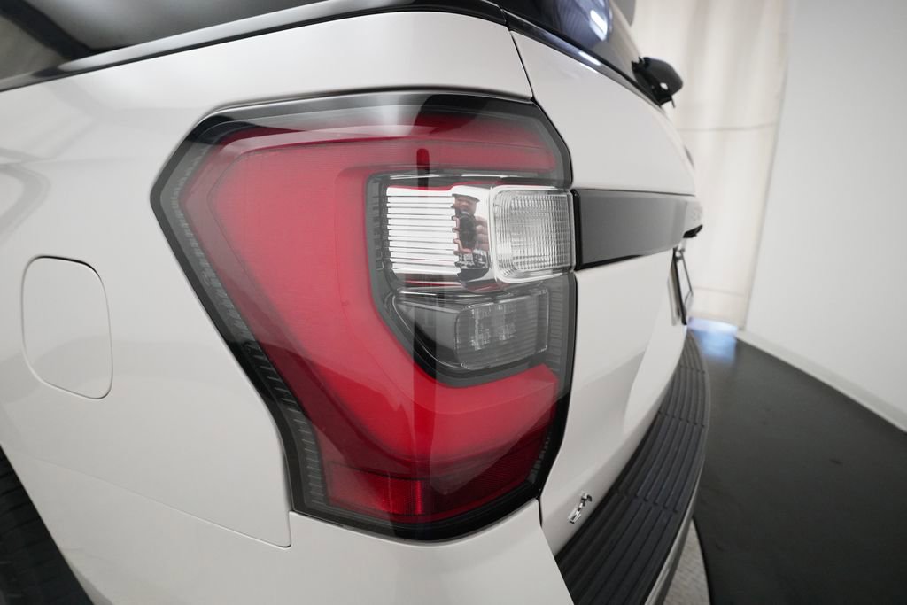 Used 2019 Ford Expedition Max Platinum AWD/4WD image 34