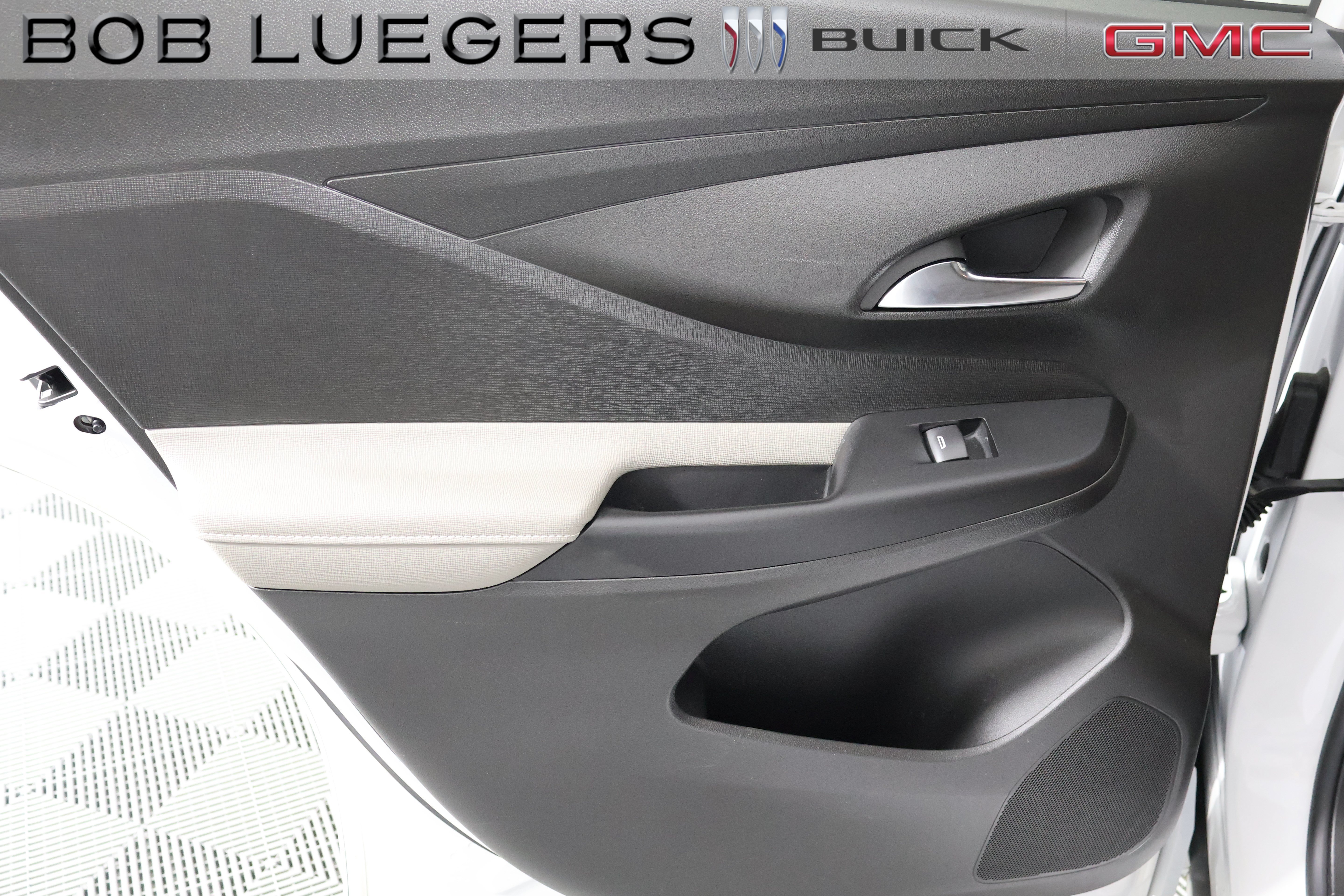 Certified 2024 Buick Envista Avenir FWD image 20