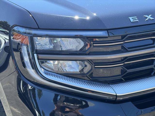 Used 2025 Ford Expedition Max King Ranch AWD/4WD image 13