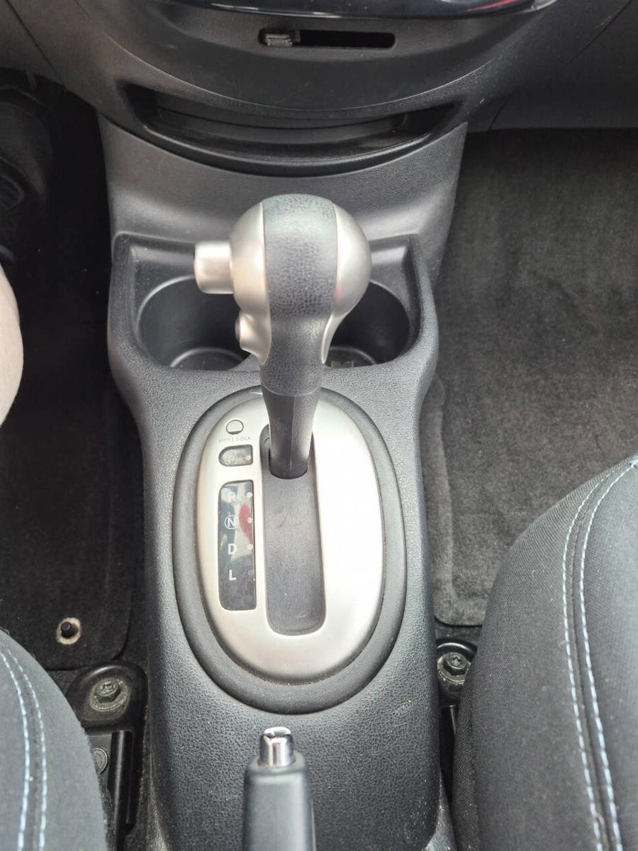 Used 2015 Nissan Versa Note SV FWD image 18