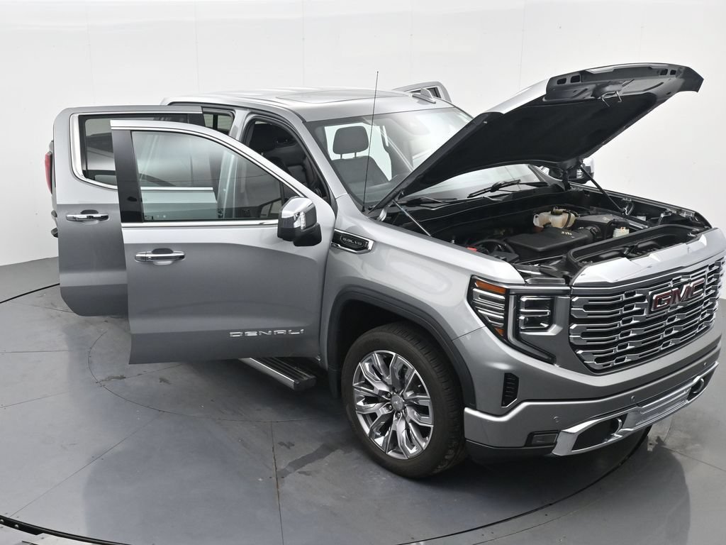 Used 2024 GMC Sierra 1500 Denali w/ Denali Reserve Package AWD/4WD image 36