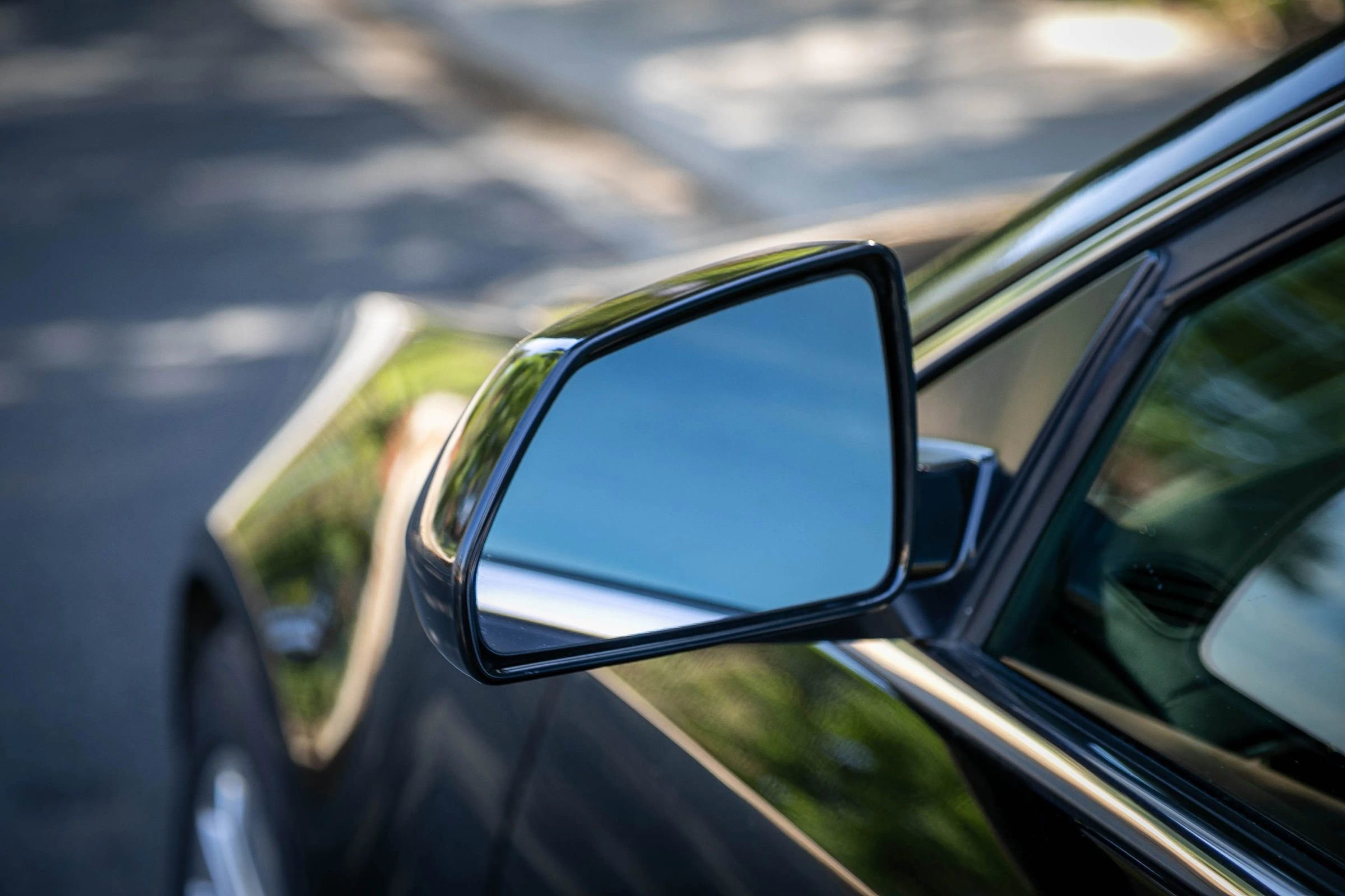Used 2010 Cadillac CTS Premium image 20