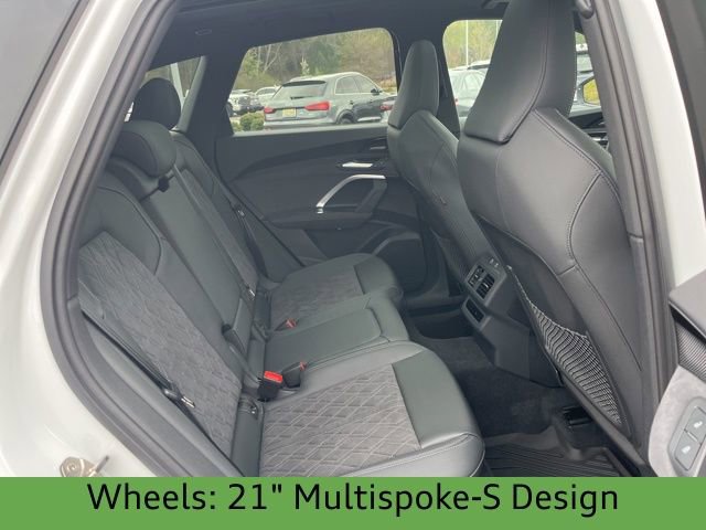 New 2025 Audi SQ5 Premium Plus AWD/4WD image 29