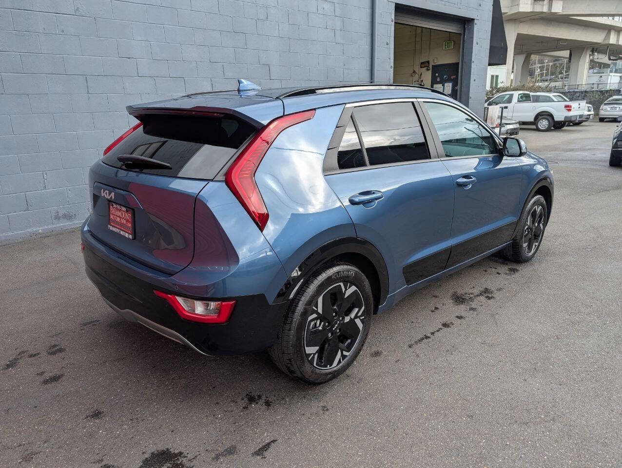 Used 2025 Kia Niro Wind image 3