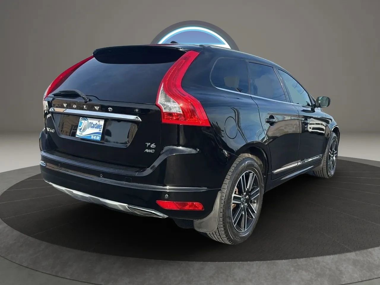 Used 2016 Volvo XC60 T6 Platinum image 14