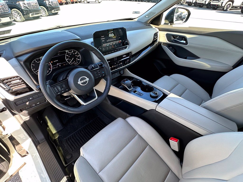 Used 2023 Nissan Rogue SL w/ SL Premium Package AWD/4WD image 22