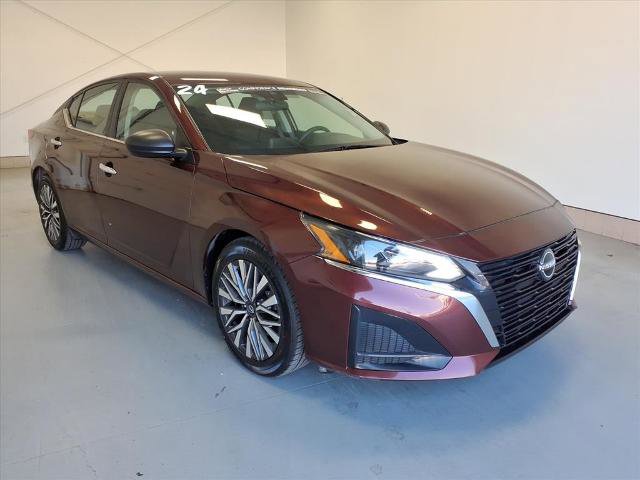 Certified 2024 Nissan Altima 2.5 SV image 1