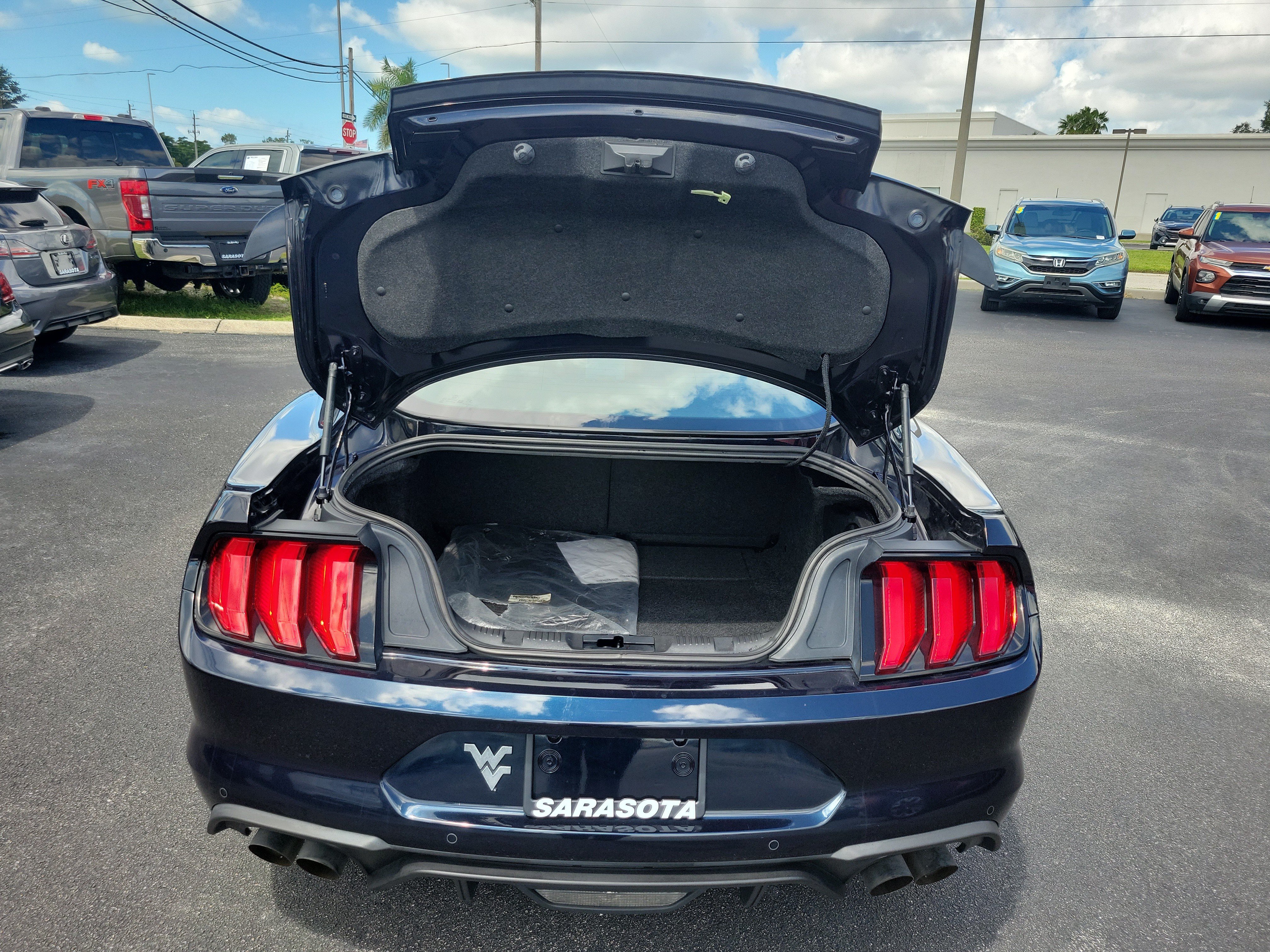 Used 2021 Ford Mustang GT Premium w/ Equipment Group 401A RWD image 9