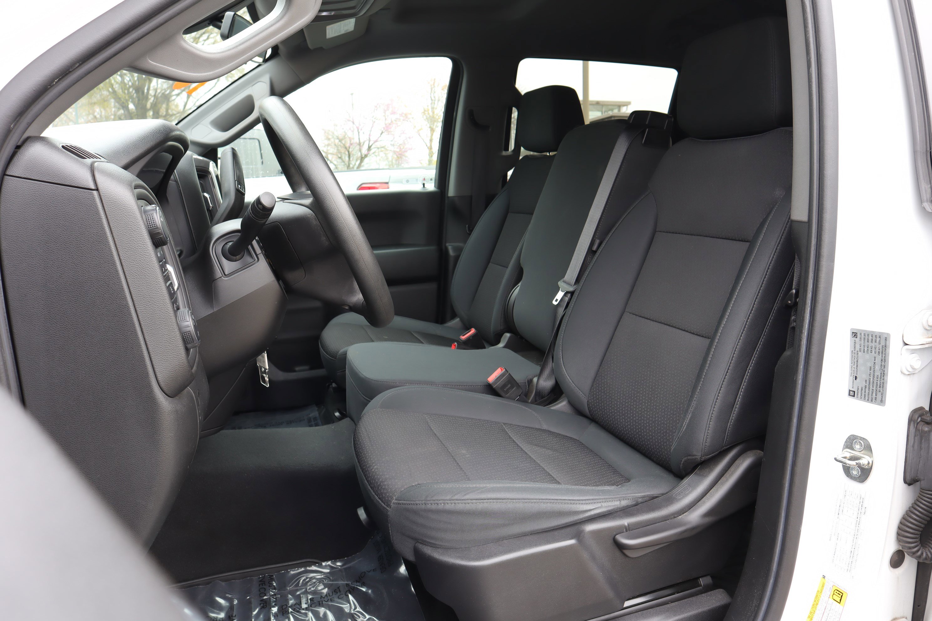 Used 2019 Chevrolet Silverado 1500 Custom w/ Custom Value Package image 8