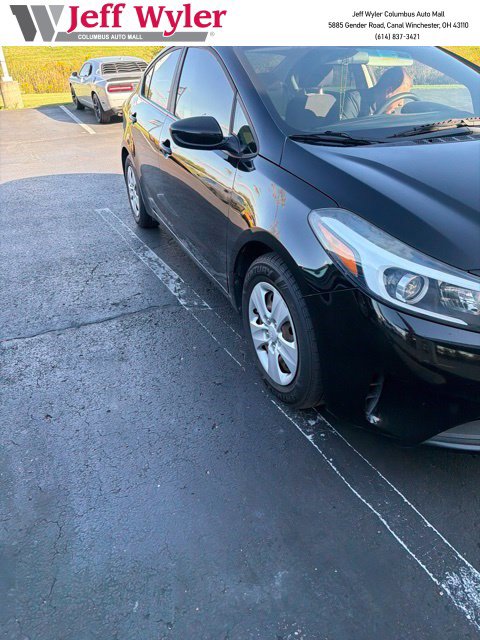 Used 2018 Kia Forte LX FWD image 1