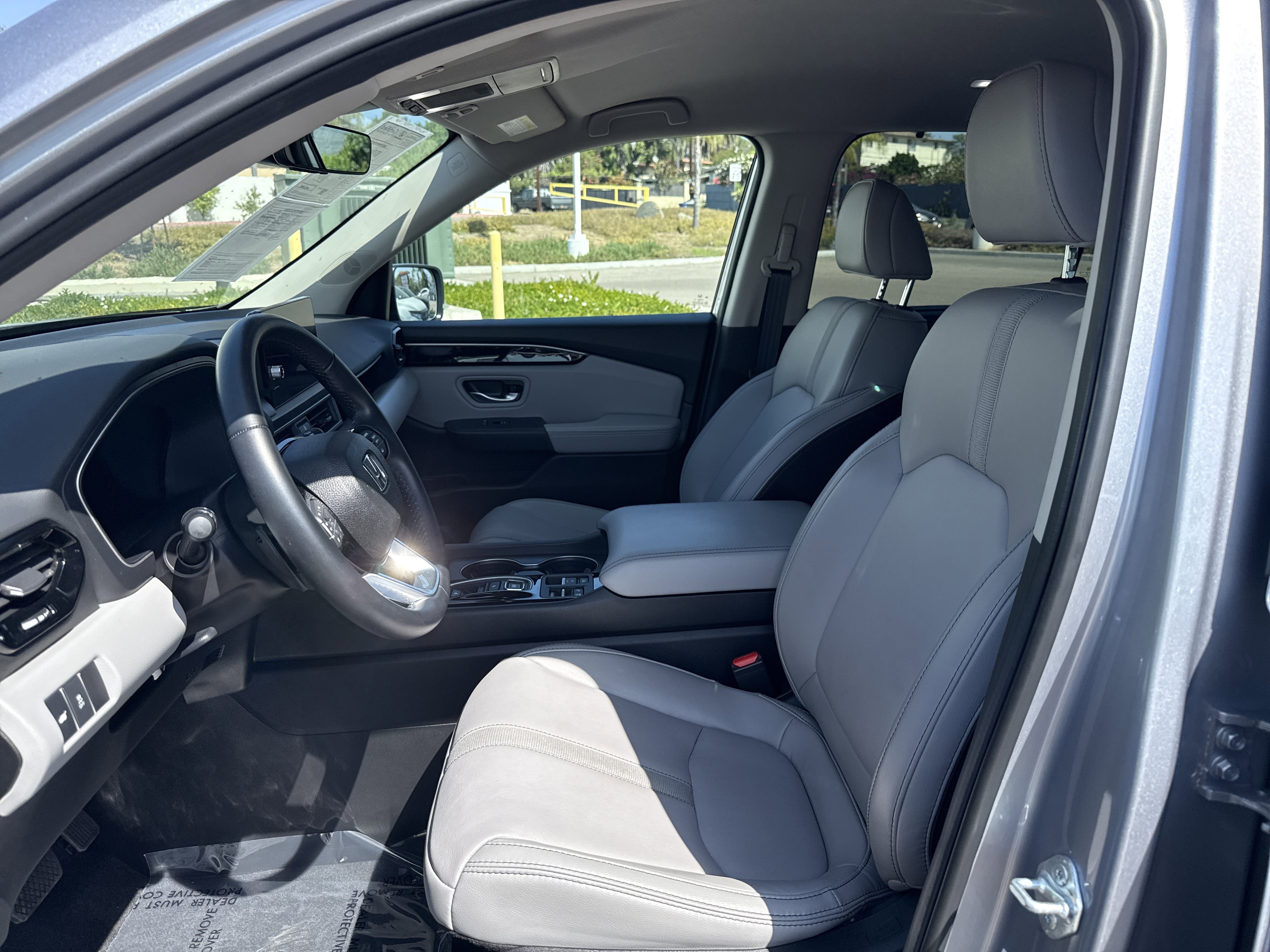 Certified 2025 Honda Pilot EX-L image 15