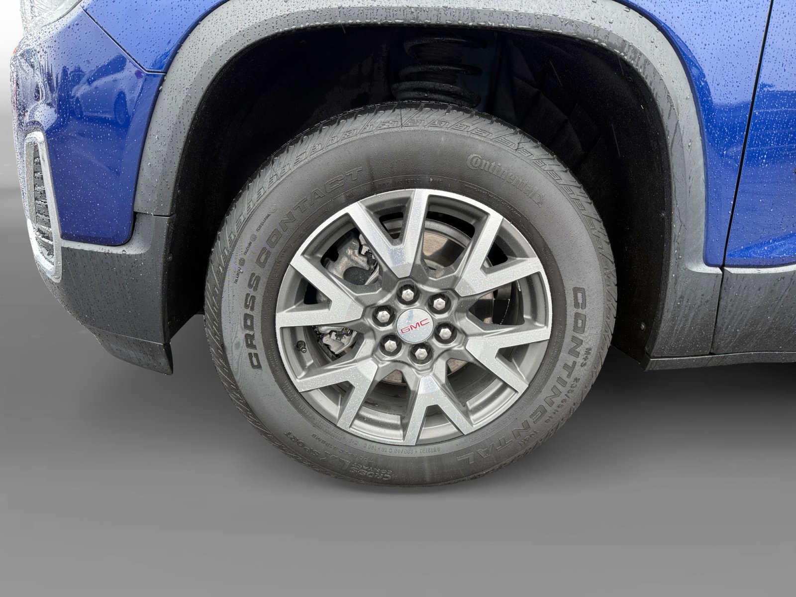 Used 2023 GMC Acadia SLE image 9