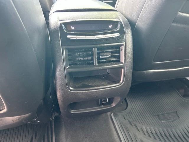 Used 2017 Cadillac XT5 Platinum AWD/4WD image 41