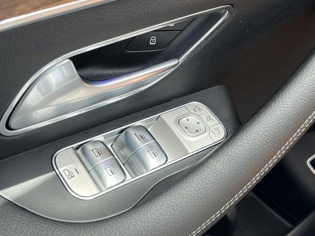 Used 2024 Mercedes-Benz GLE 350 4MATIC image 16